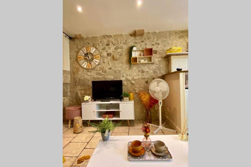 Cocon De Douceur : Apaisement Et Harmonie Interieure Apartment Blois Exterior photo