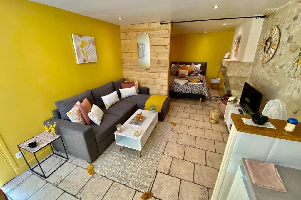Cocon De Douceur : Apaisement Et Harmonie Interieure Apartment Blois Exterior photo